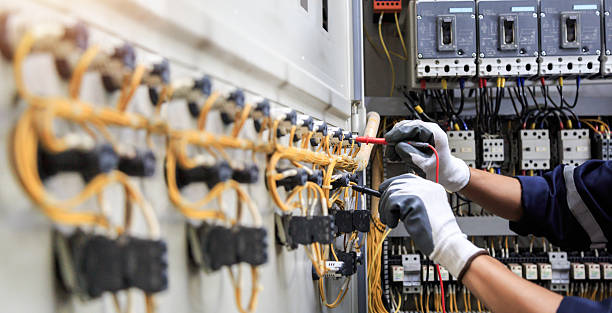 Professional Electrician technician working in Ada, OH
